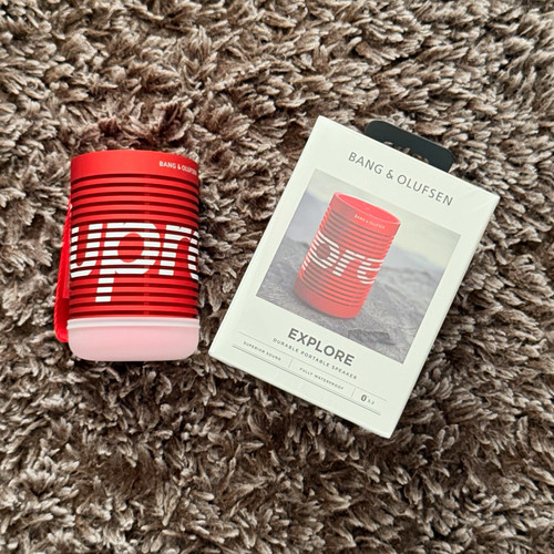 Supreme bang olufsen - &,